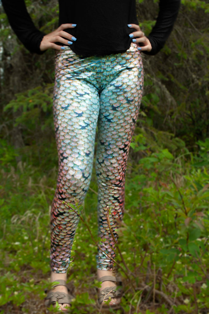 Salmon Mermaid Metallic Yoga Leggings – Love from Alaska